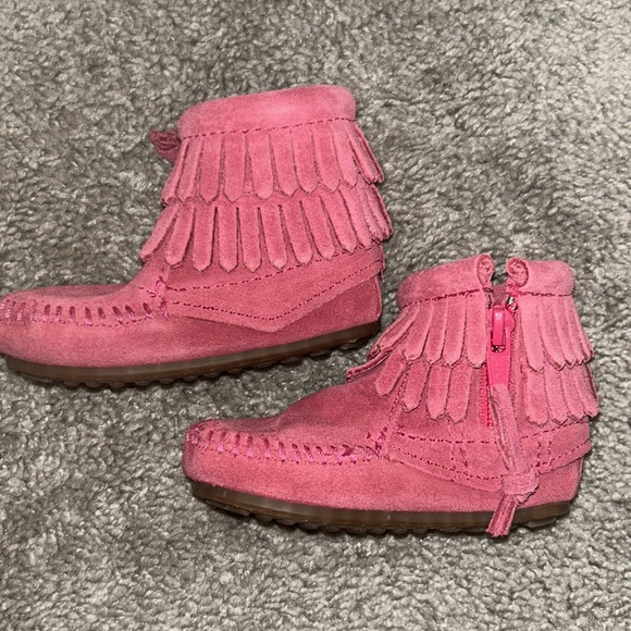 Minnetonka Double Fringe Bootie - Picture 3 of 6